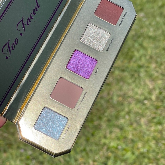TOO FACED Eyeshadow Palette You're A Gem - Purple and Silver - Picture 10 of 12